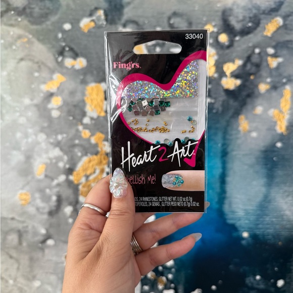 Fun Nail Art Bundle 4 pcs | 81 - Picture 3 of 7